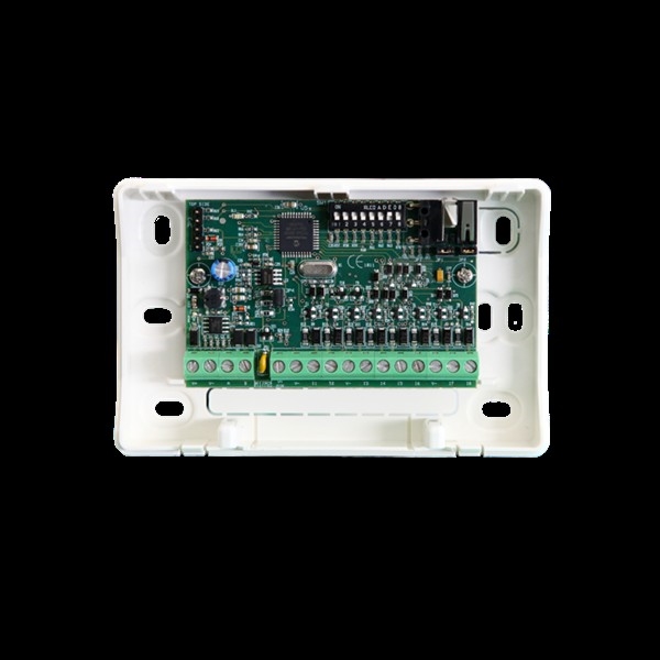 MODULE 8 INGANGEN/8 UITGANGEN. KUNSTSTOF BEHUIZING